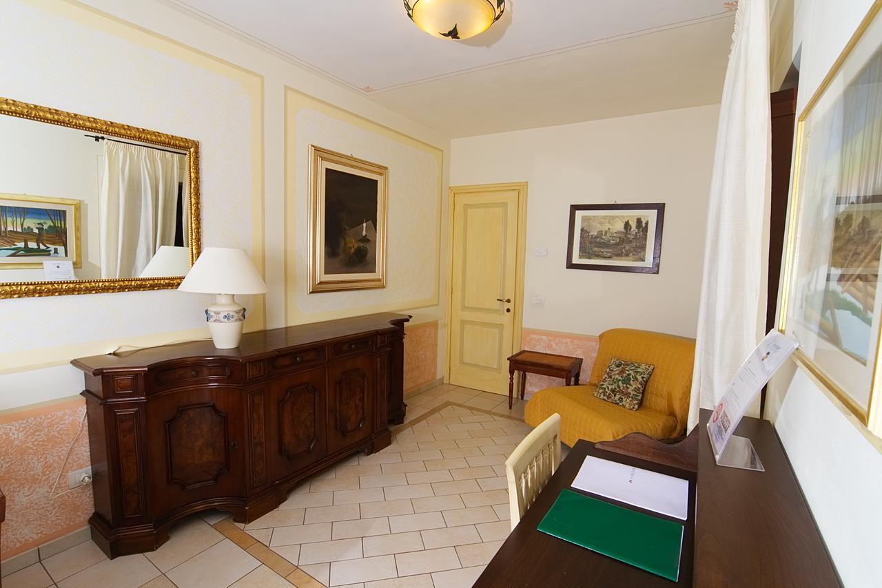 Residenze L'Uncinaia Holiday House Perugia Bagian luar foto