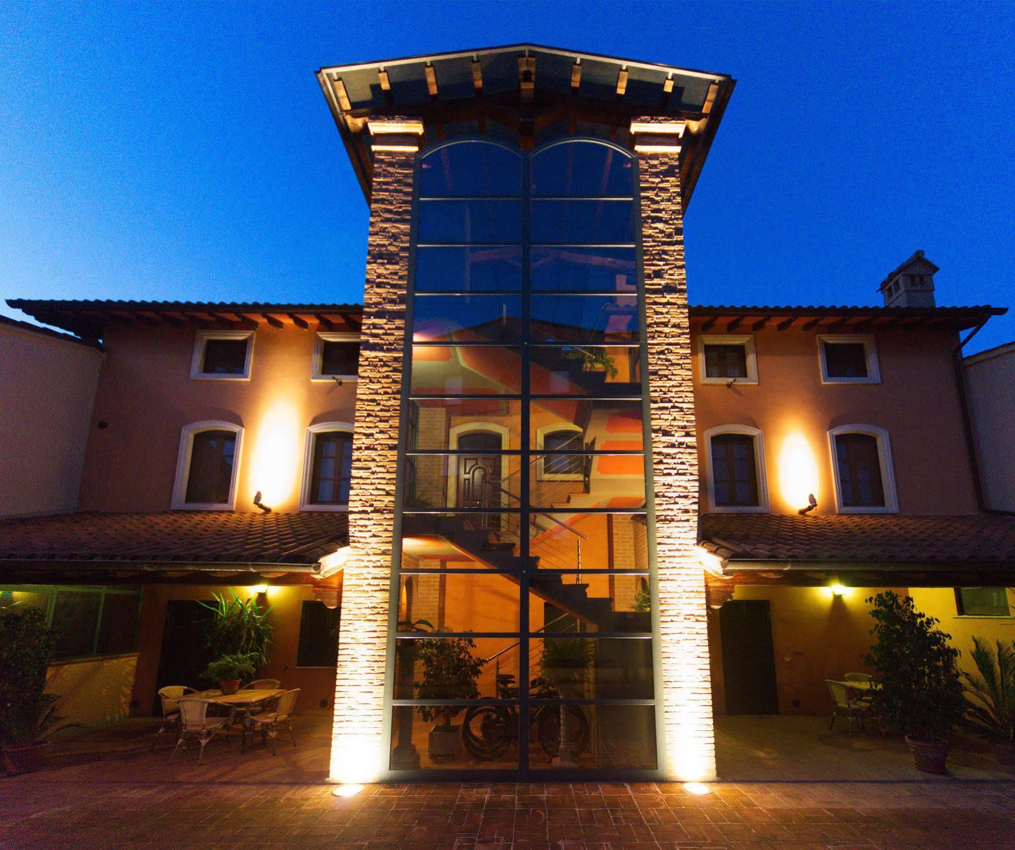 Residenze L'Uncinaia Holiday House Perugia Bagian luar foto