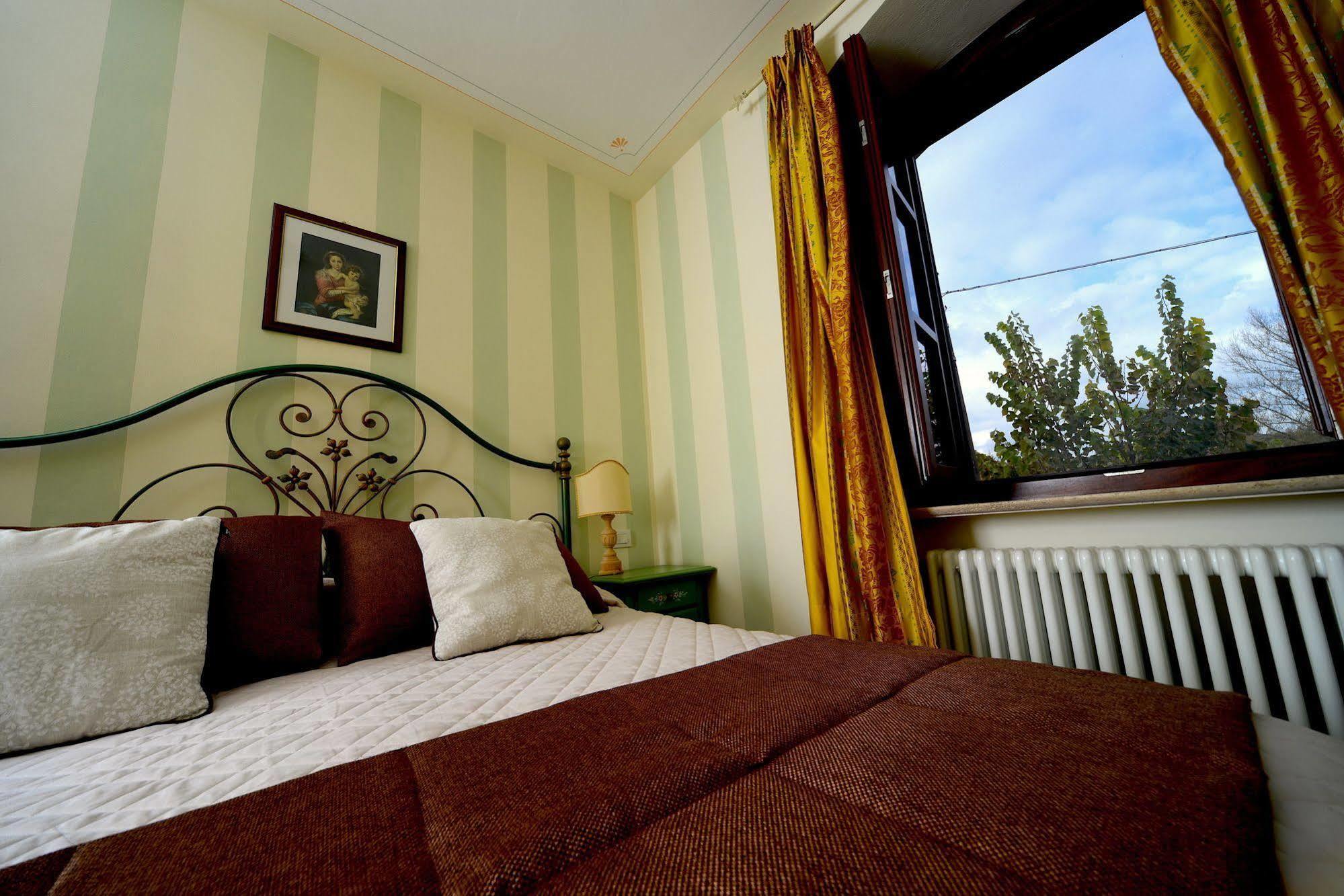 Residenze L'Uncinaia Holiday House Perugia Bagian luar foto